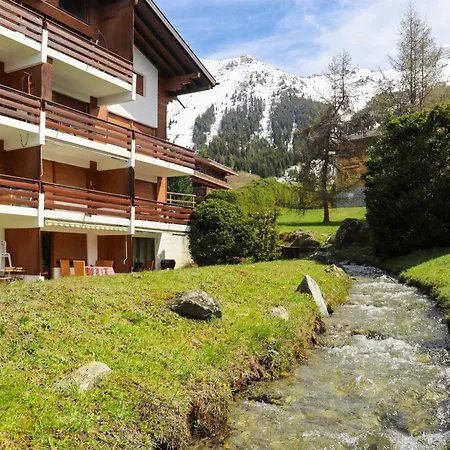 Pre 3 By Interhome Apartmán *